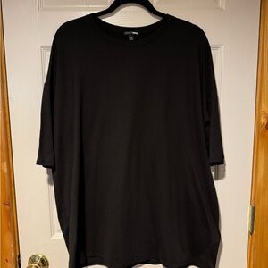 Fashion Nova Men's Classic Black Tee